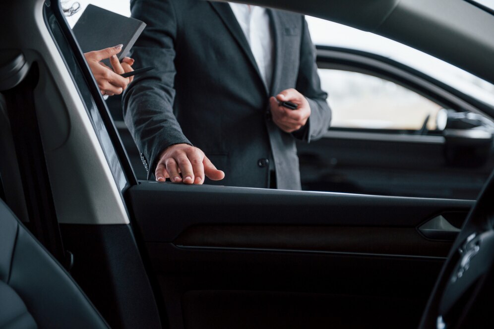 Las Vegas Limo Services for Business Travelers: Arrive in Style
